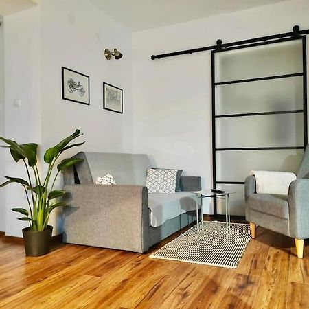 Loft W Starej Wozowni Appartement Krynica Zdroj Buitenkant foto