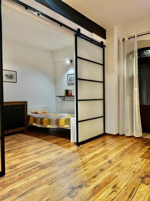 Loft W Starej Wozowni Appartement Krynica Zdroj Buitenkant foto