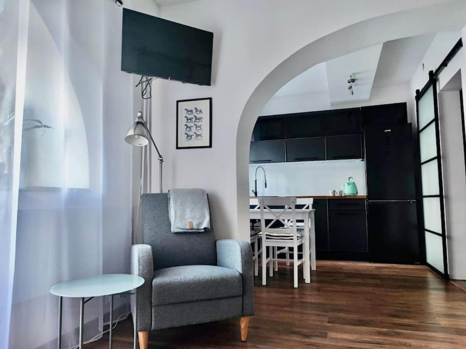Loft W Starej Wozowni Appartement Krynica Zdroj Buitenkant foto